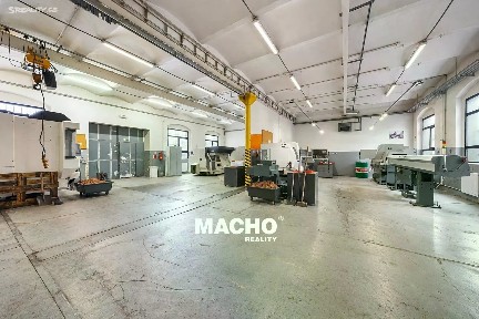 Pronájem výrobní haly, prostoru 400 m²