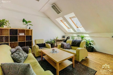 Pronájem kanceláře 35 m²