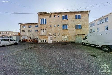 Pronájem výrobní haly, prostoru 140 m²