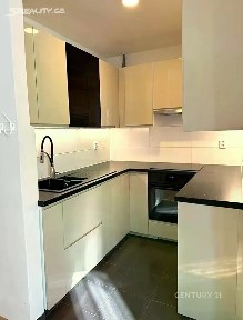 Pronájem bytu 2+kk 63 m²