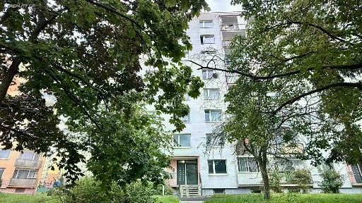 Jirkovská, Chomutov