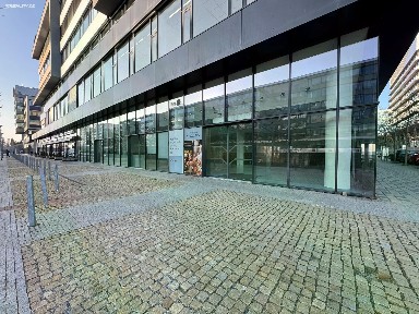 Pronájem obchodního prostoru 352 m²