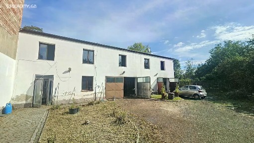 Prodej výrobní haly, prostoru 700 m²