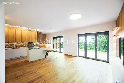 Pronájem rodinného domu 141 m², pozemek 301 m²