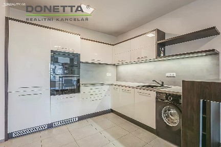 Pronájem bytu 2+kk 52 m²
