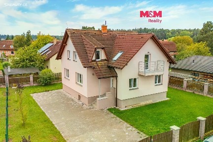 Pronájem rodinného domu 169 m², pozemek 627 m²