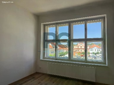 Pronájem bytu 1+kk 35 m²