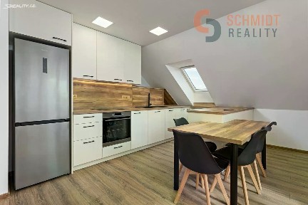 Prodej bytu 3+kk 77 m²