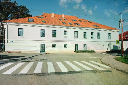 Náves, Blažovice