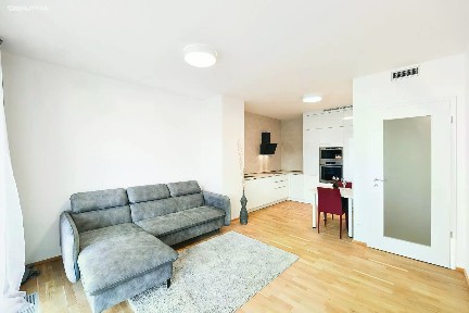 Pronájem bytu 2+kk 66 m²