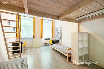 Pronájem bytu 2+kk 43 m²