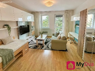 Pronájem bytu 1+1 40 m²