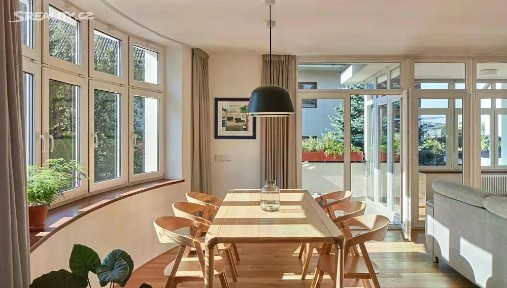 Pronájem bytu 4+kk 113 m²
