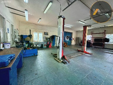 Pronájem obchodního prostoru 106 m²