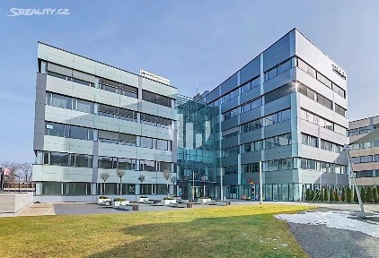 Pronájem kanceláře 520 m²