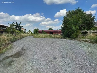 Prodej skladového prostoru 4500 m²