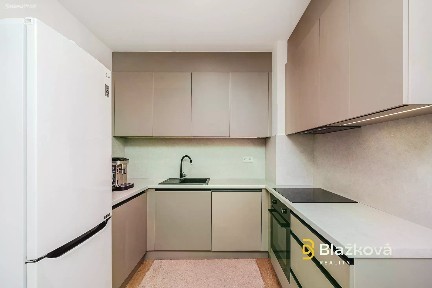 Pronájem bytu 2+kk 61 m²