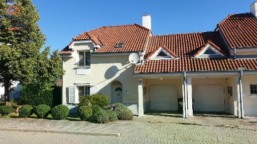 Pronájem rodinného domu 120 m², pozemek 536 m²