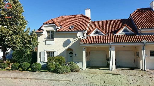 Pronájem rodinného domu 120 m², pozemek 536 m²