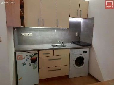 Pronájem bytu 1+kk 30 m²