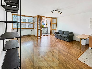 Pronájem bytu 1+kk 33 m²