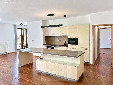 Pronájem bytu 3+kk 109 m²