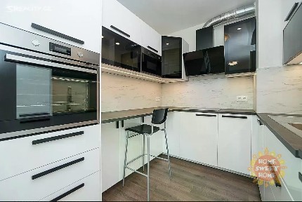 Pronájem bytu 4+kk 85 m²