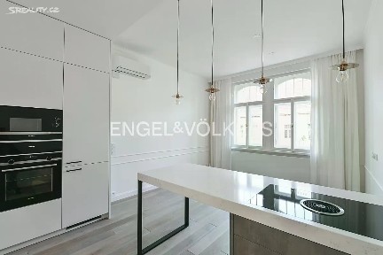 náměstí Jiřího z Poděbrad, Praha - Vinohrady