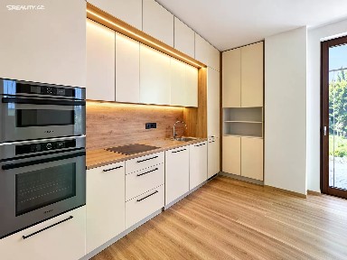 Pronájem bytu 3+kk 80 m²
