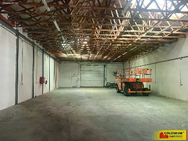 Pronájem skladového prostoru 350 m²