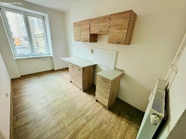 Pronájem bytu 1+1 37 m²