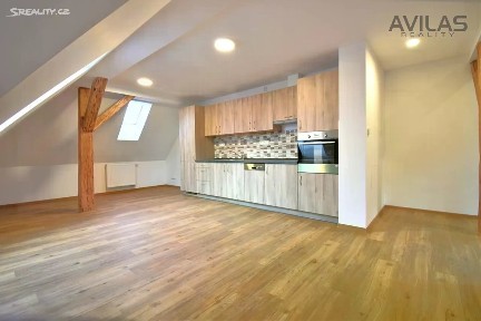 Pronájem bytu 1+kk 45 m²