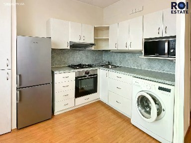 Pronájem bytu 1+1 34 m²