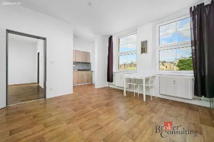 Pronájem bytu 1+kk 33 m²