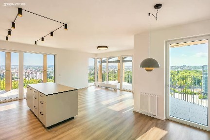 Pronájem bytu 4+kk 150 m²