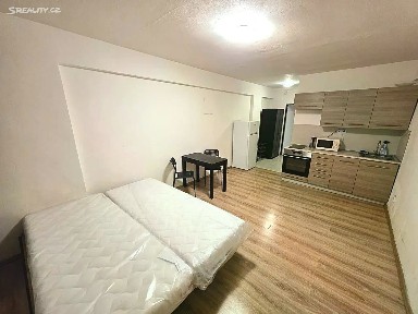 Pronájem bytu 1+kk 27 m²