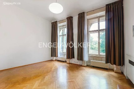 Janáčkovo nábřeží, Praha - Malá Strana
