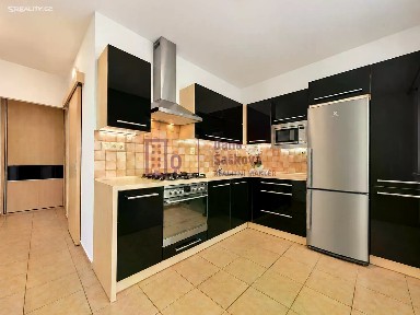 Pronájem bytu 2+1 63 m²