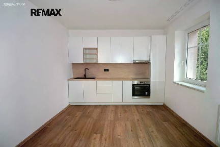 Pronájem bytu 2+kk 35 m²