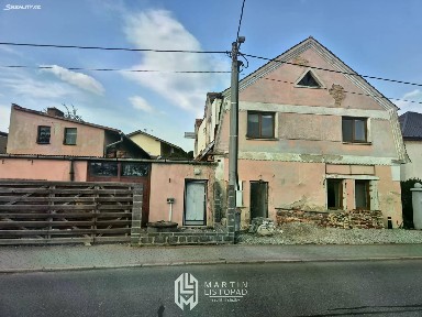 Prodej rodinného domu 300 m², pozemek 353 m²