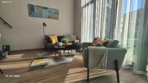Pronájem bytu 1+kk 65 m²