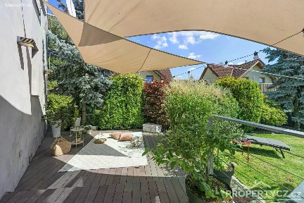 Prodej vícegeneračního domu 345 m², pozemek 520 m²