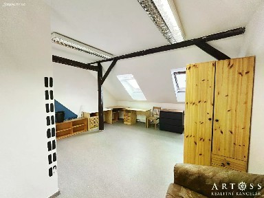 Pronájem bytu pokoje 16 m²