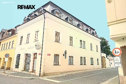 náměstí 1. máje, Chrastava