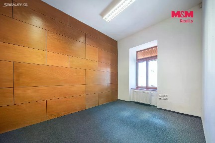 Pronájem kanceláře 206 m²