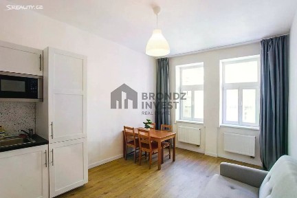 Pronájem bytu 2+kk 40 m²