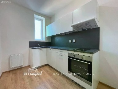 Pronájem bytu 1+1 41 m²