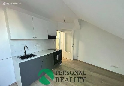 Pronájem bytu 1+kk 35 m²
