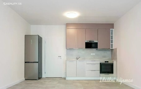 Pronájem bytu 1+kk 35 m²