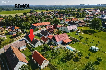 Prodej rodinného domu 76 m², pozemek 1355 m²